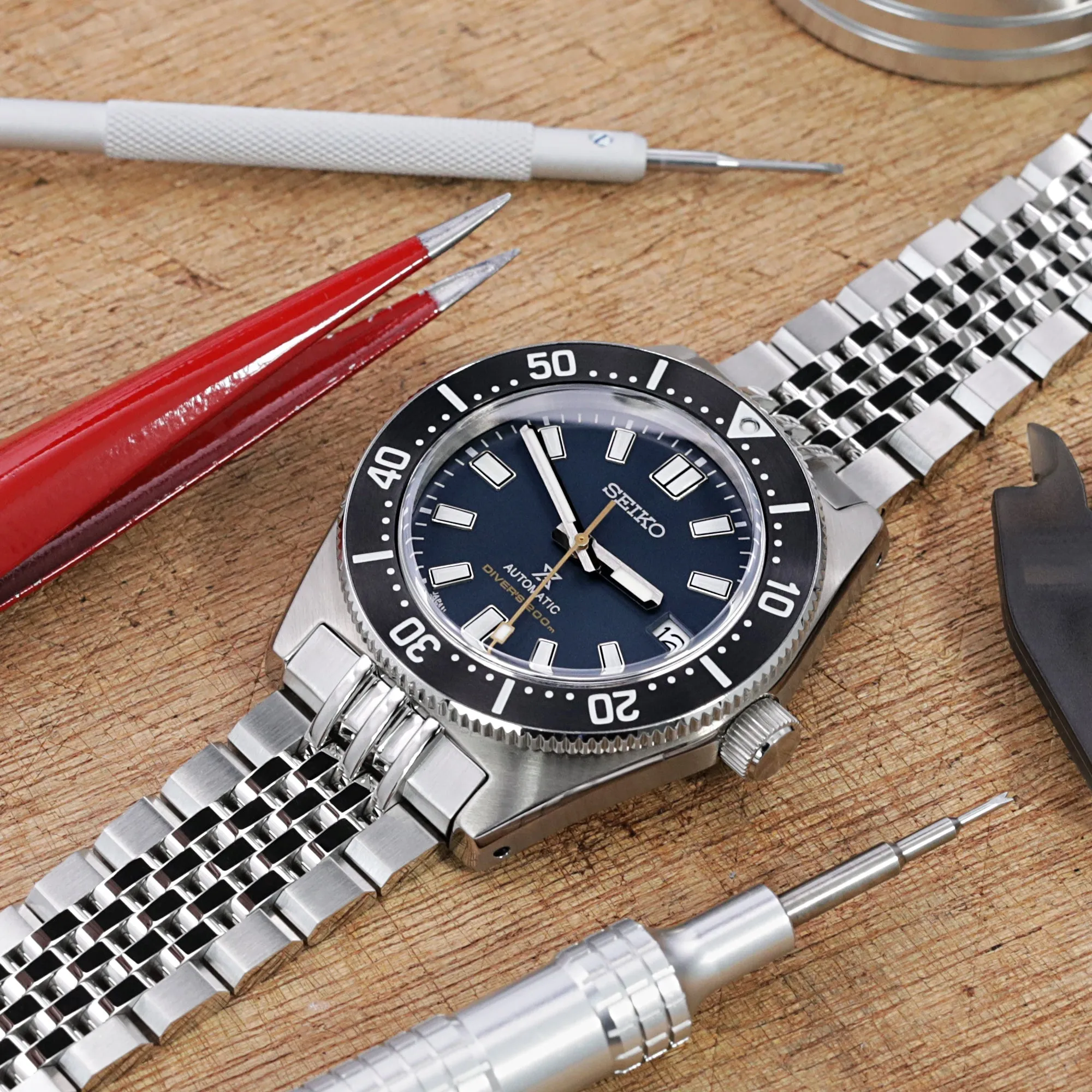 Asteroid for Seiko 63Mas 40.5mm V-Clasp, Brushed with Polished Center