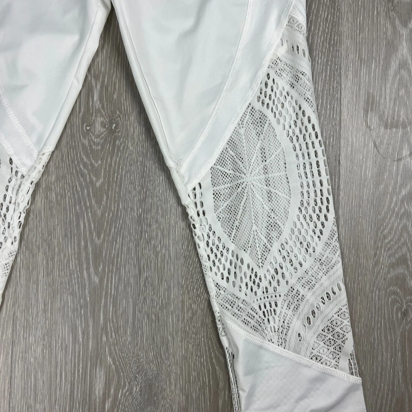 Badgley Mischka Sport Womens White Leggings Size Large (New)