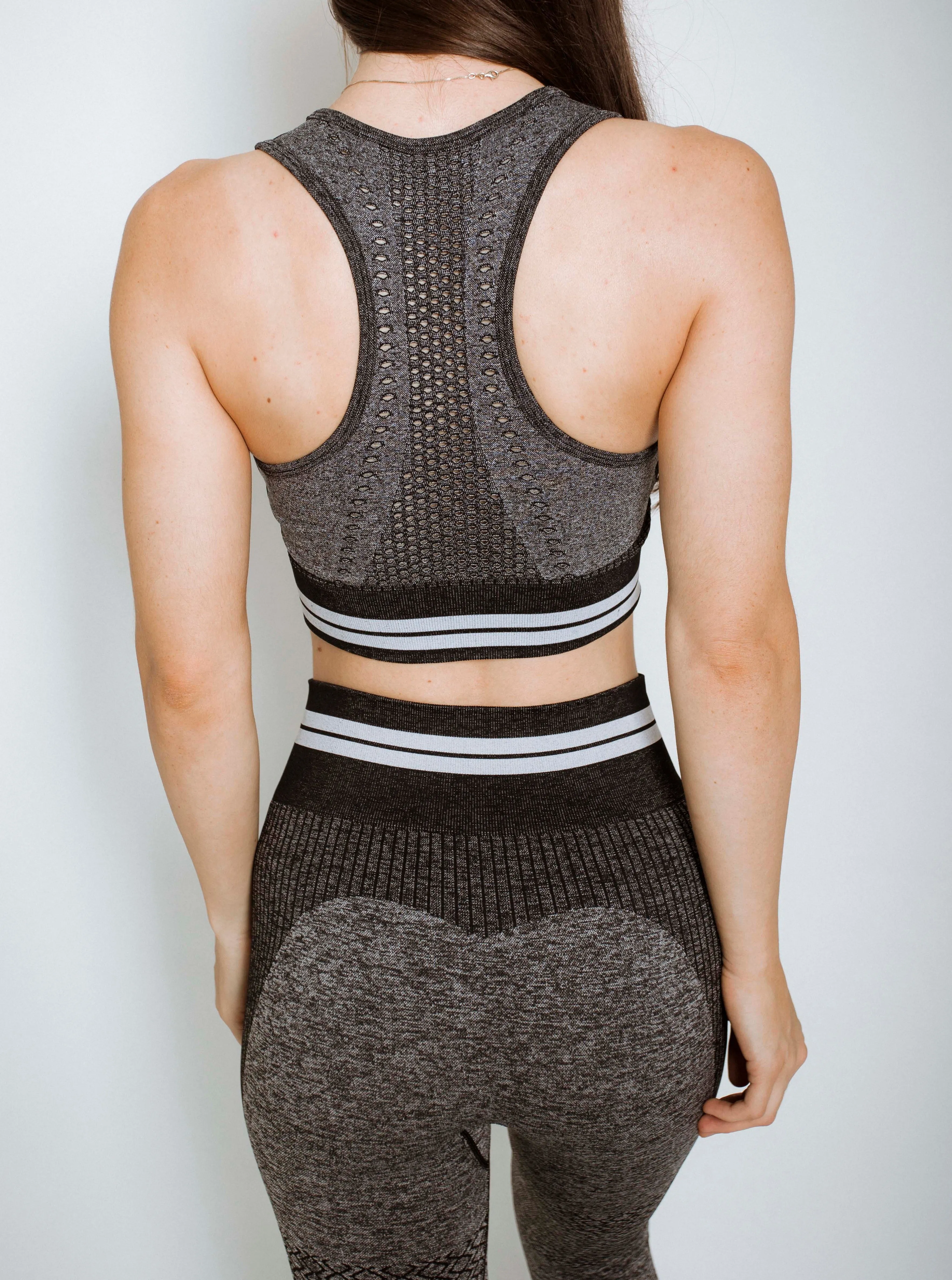 Bright Lines Dark Grey set