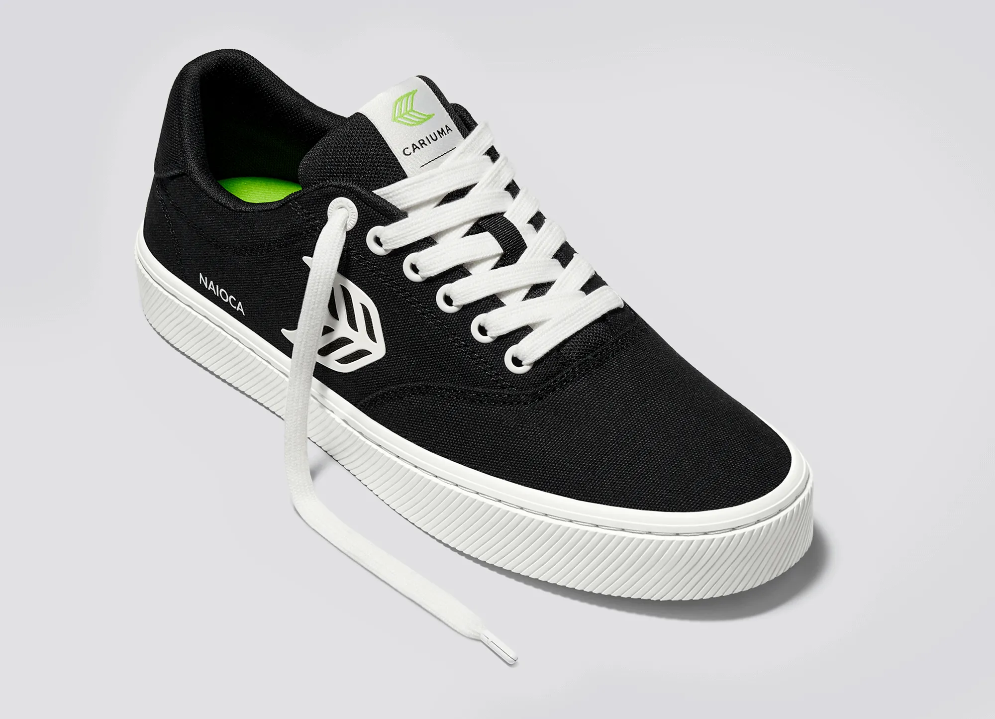 Cariuma Womens Naioca Shoes