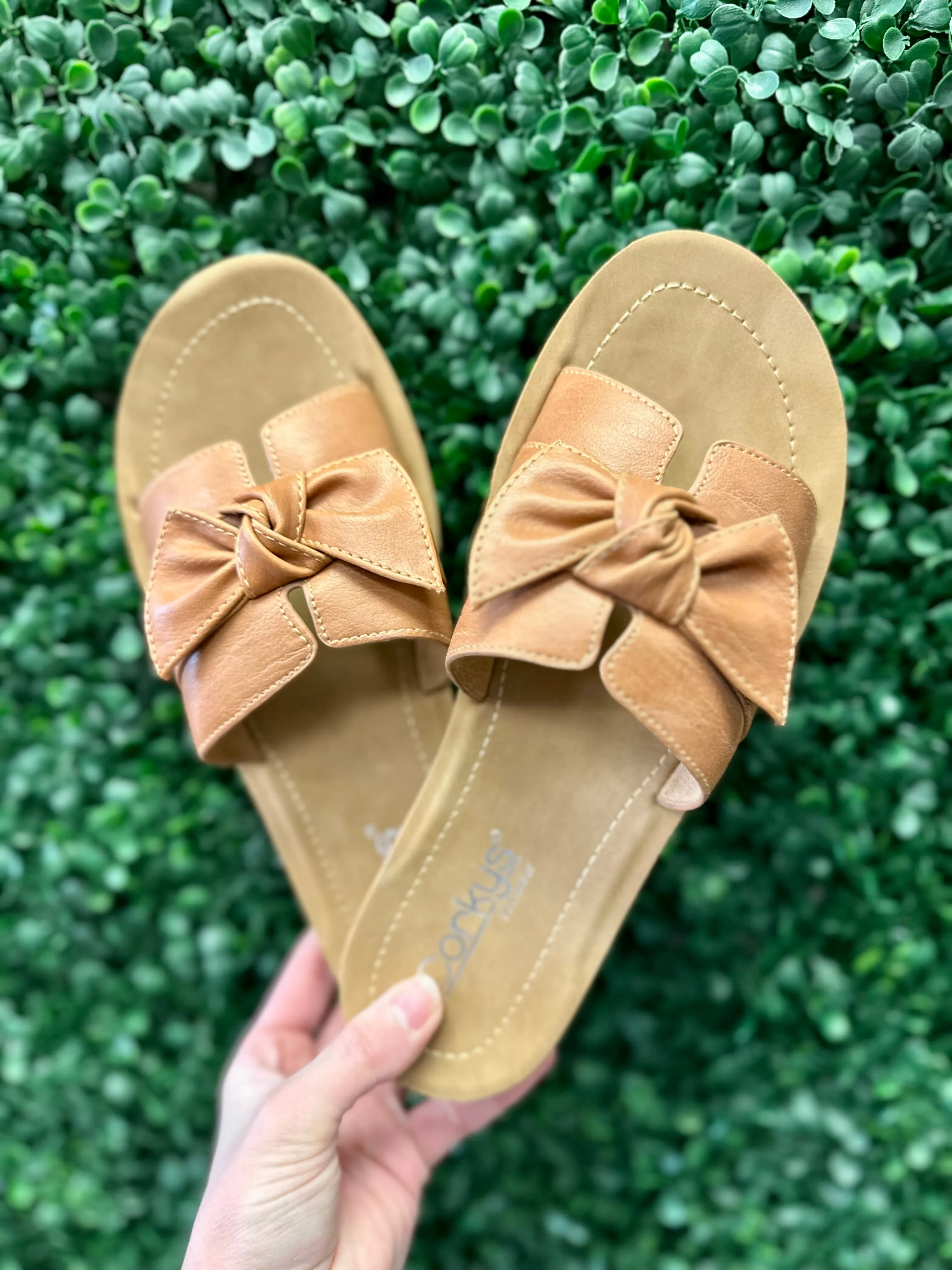 Cognac Rock the Bowt Sandal