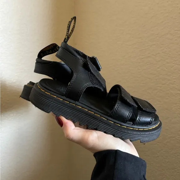 Dr. Martens Kids Klaire Sandal Shoes Sz 1 in Black