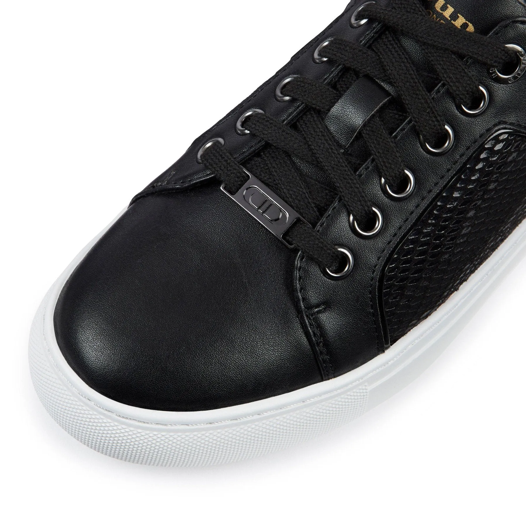 ESTEE - Black