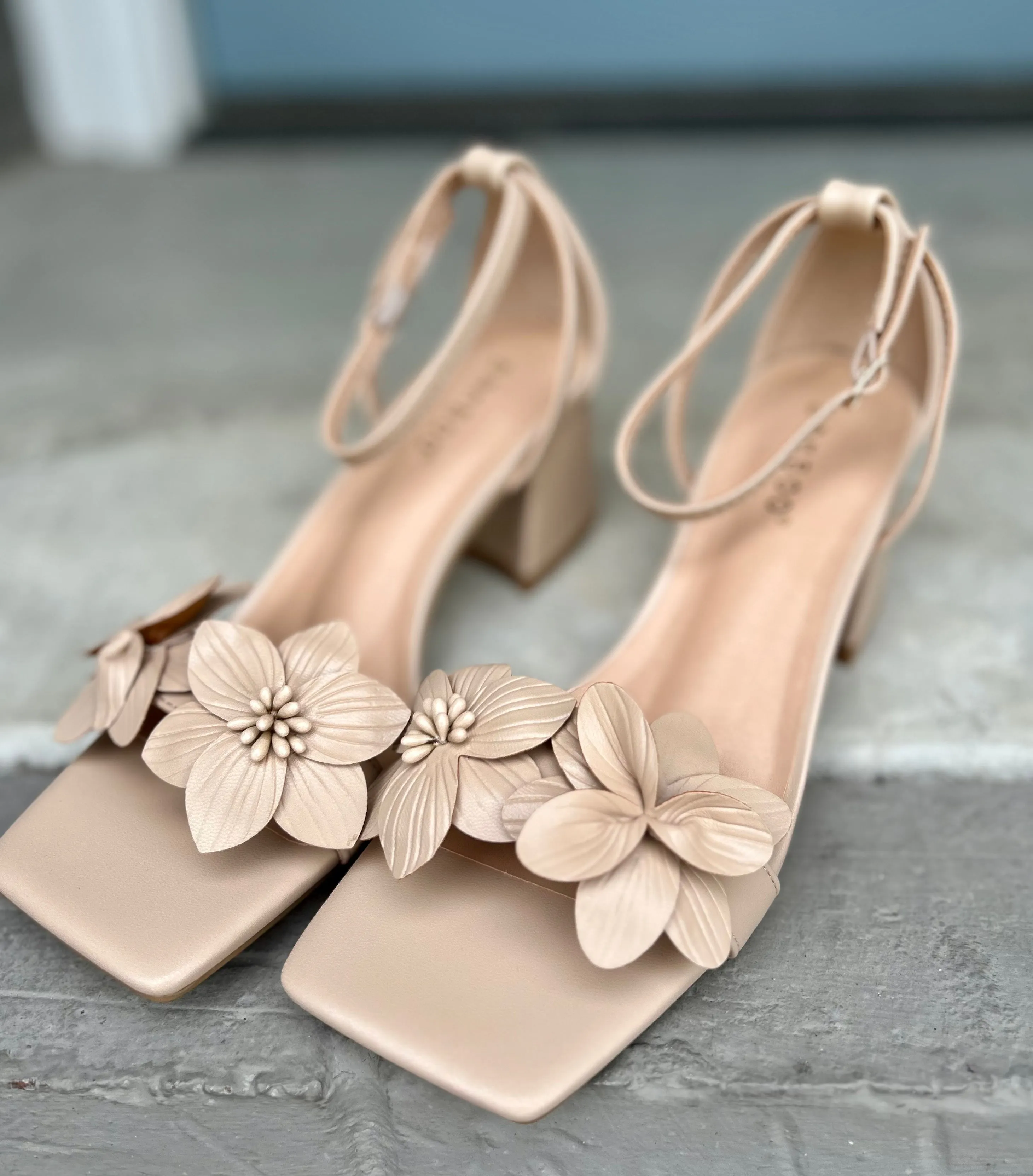 Flower Block Heel Sandal
