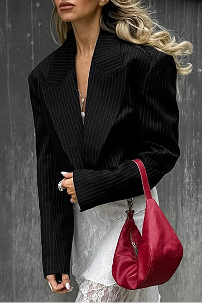 HWT1082 Pinstripe Power Cropped Blazer Outerwear