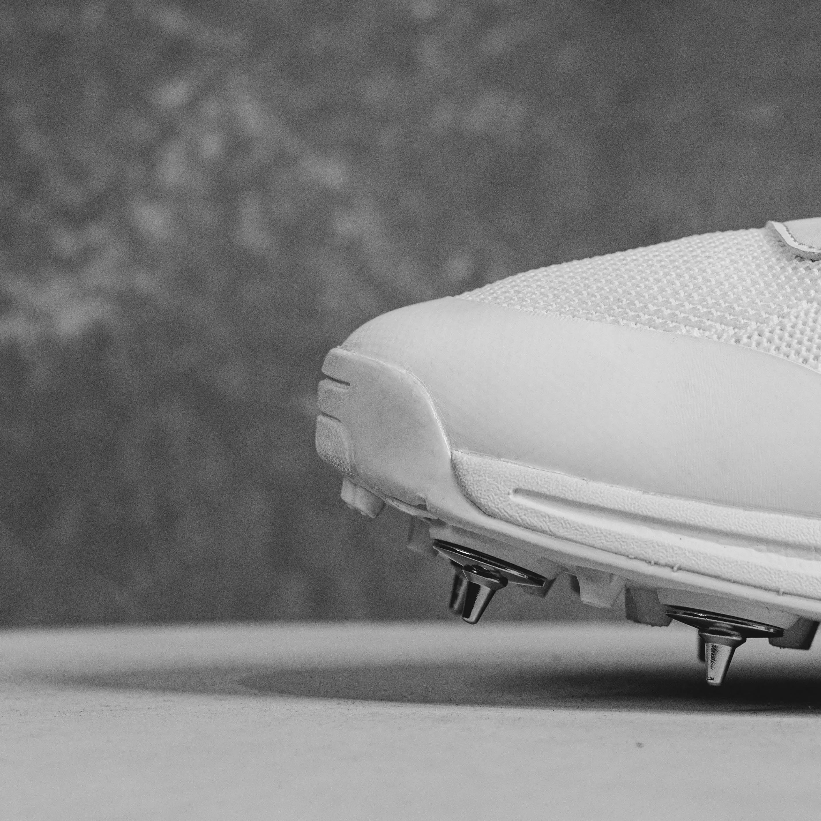 IDONEUS ID1 CRICKET SHOES
