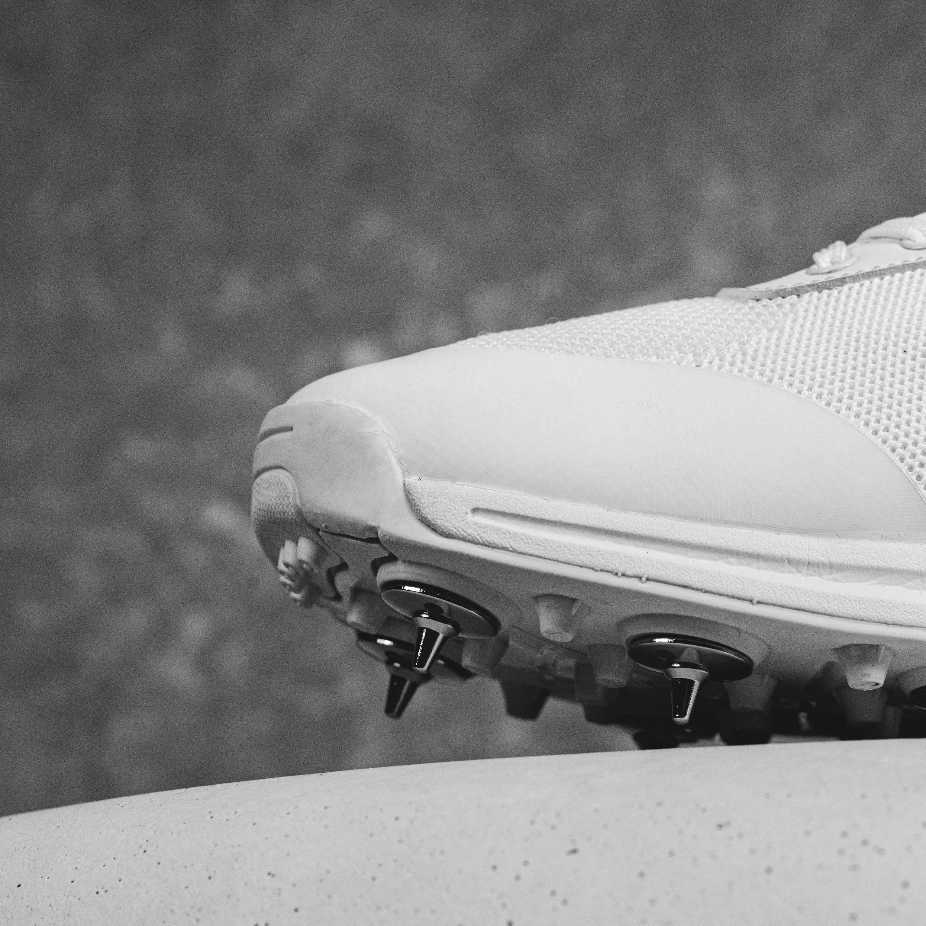 IDONEUS ID1 CRICKET SHOES