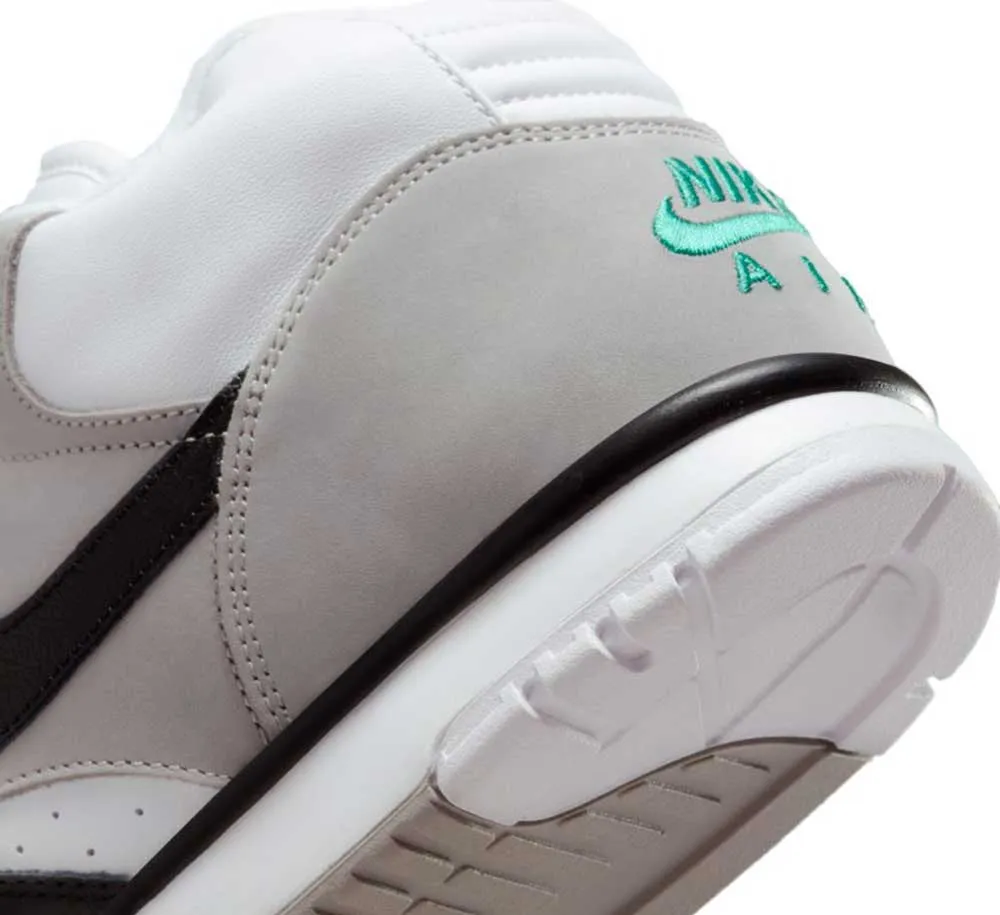 NIKE AIR TRAINER 1