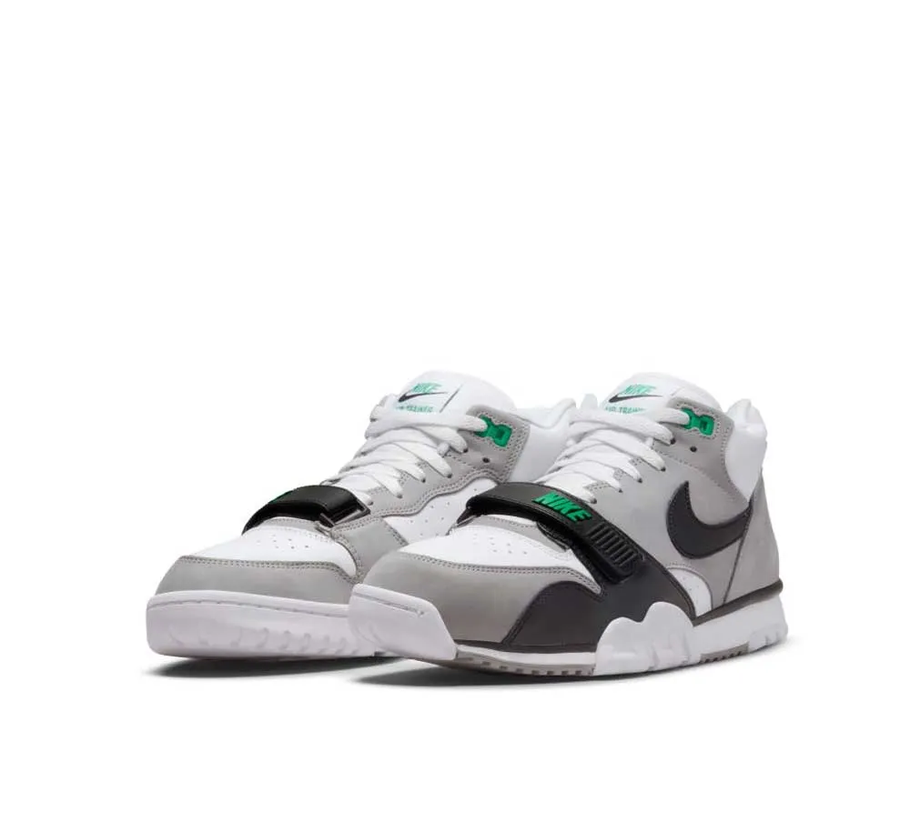 NIKE AIR TRAINER 1