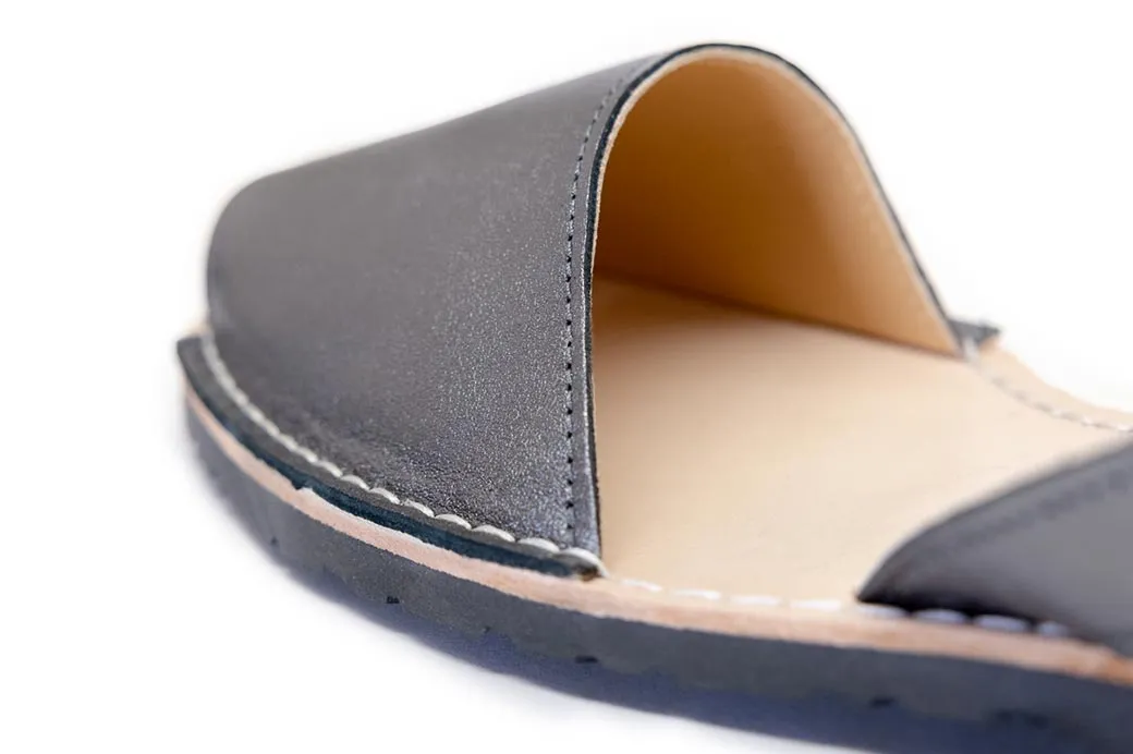 Pewter Ankle Pons
