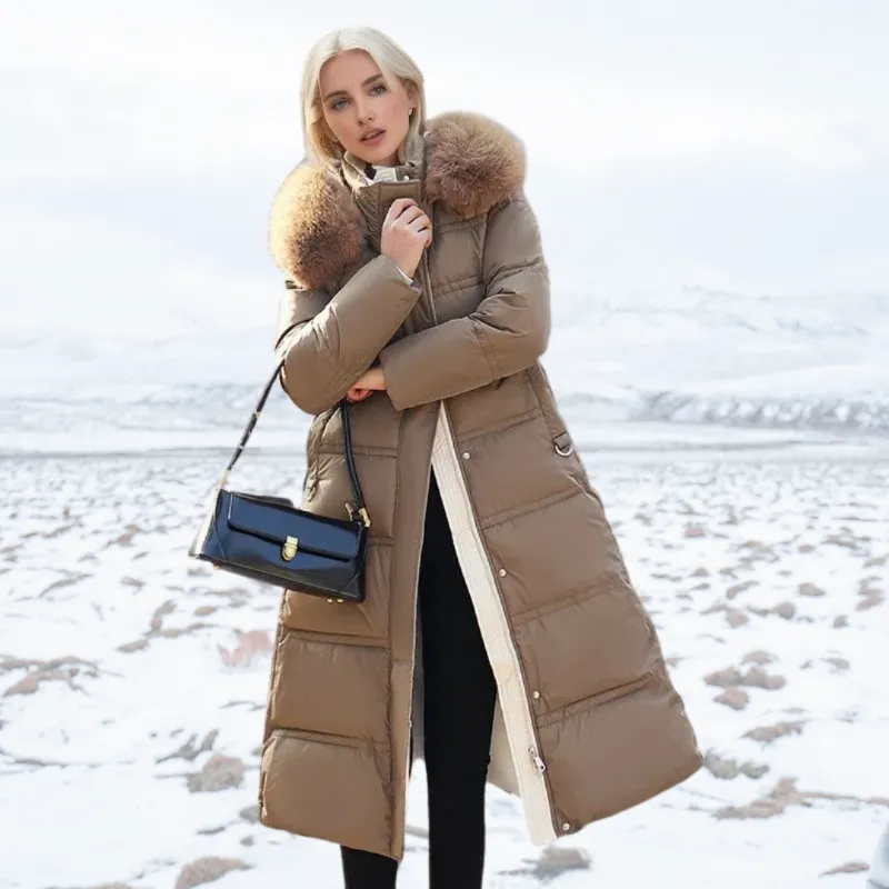 Poppy™ | Luxurious winter parka with fur hood