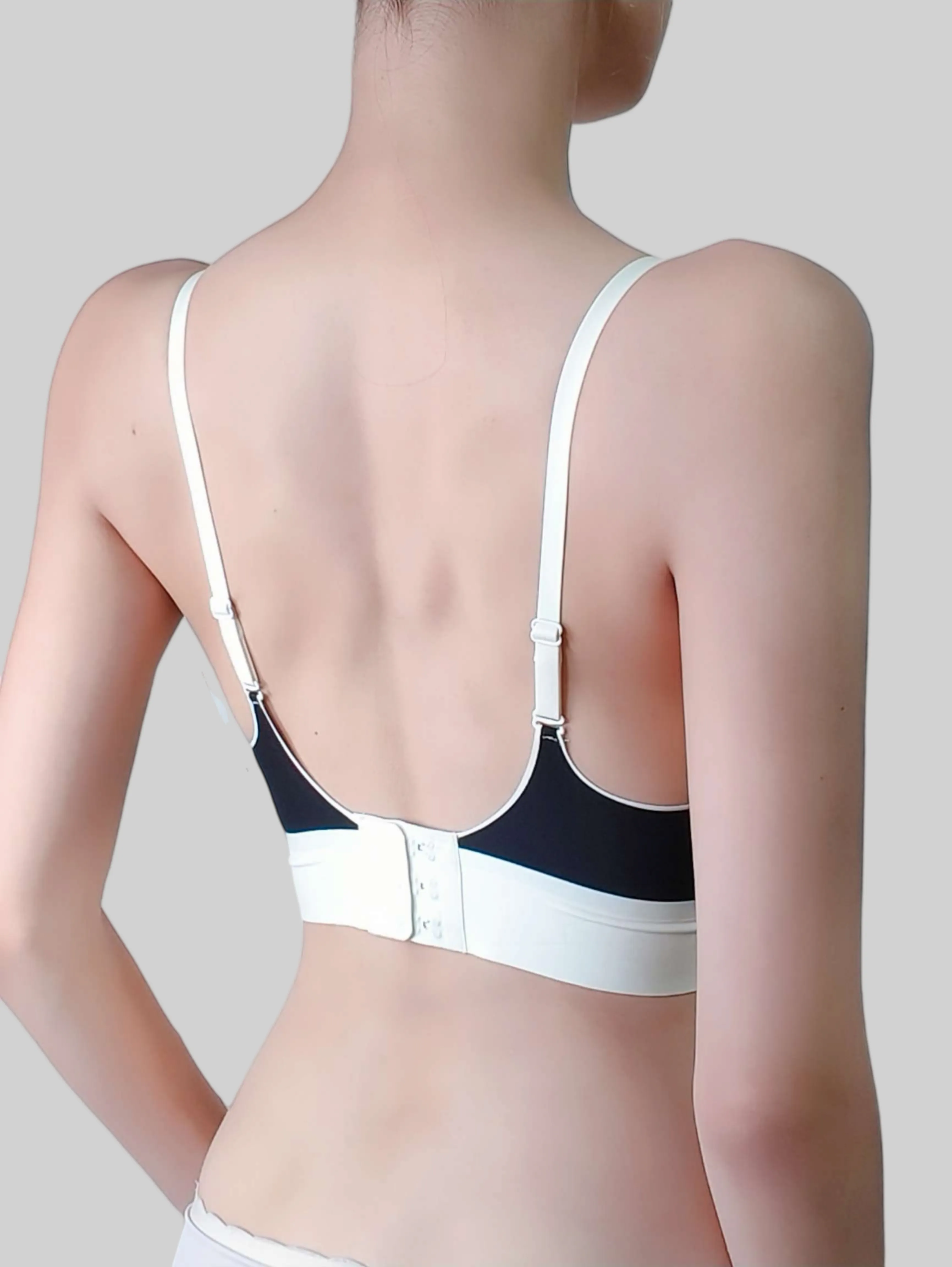 Silky Smooth, Seamless Lifting Bra with Milk-Silk Texture