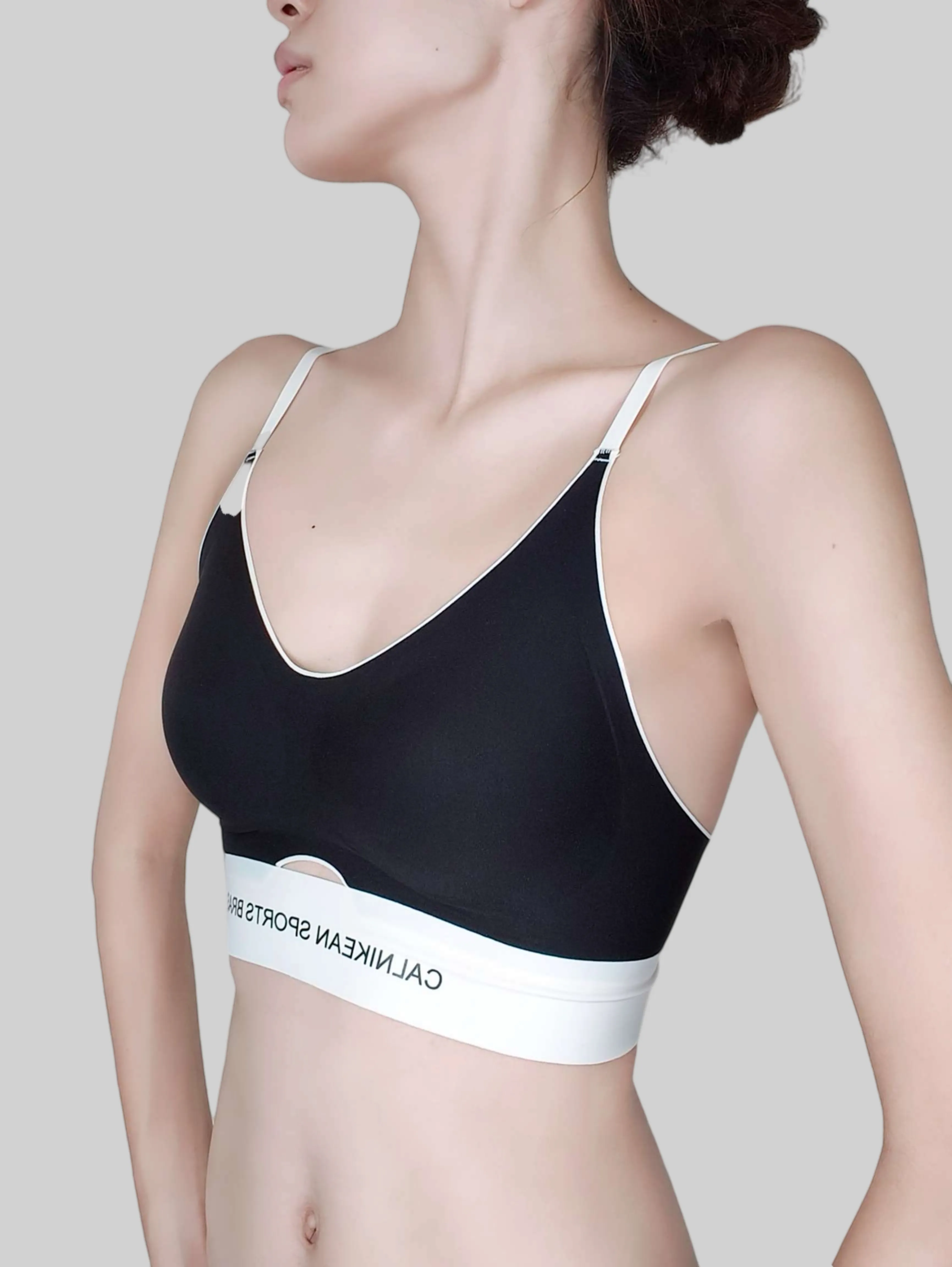 Silky Smooth, Seamless Lifting Bra with Milk-Silk Texture