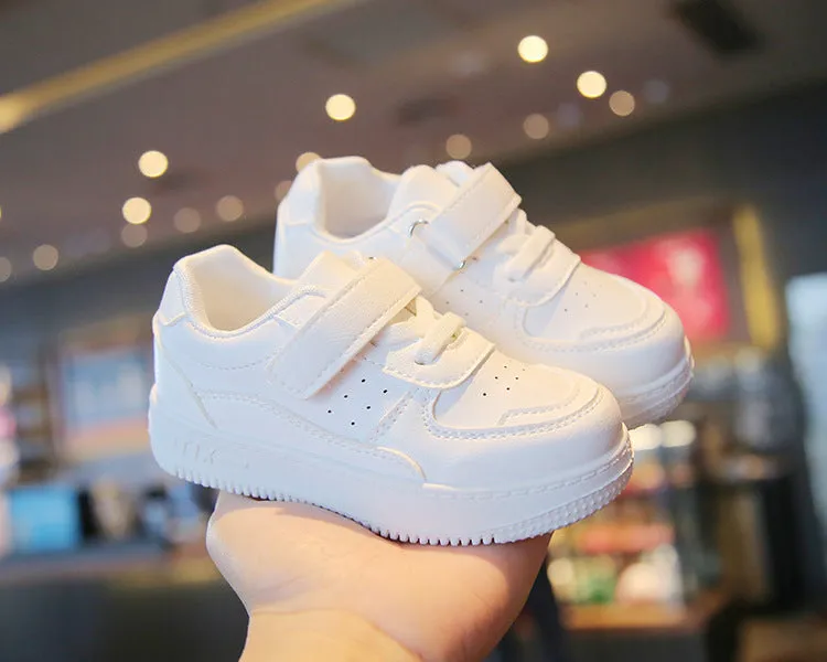 Sports Shoes