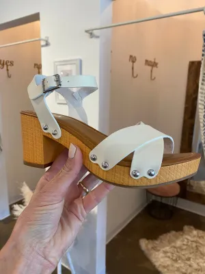 Susan Sandal