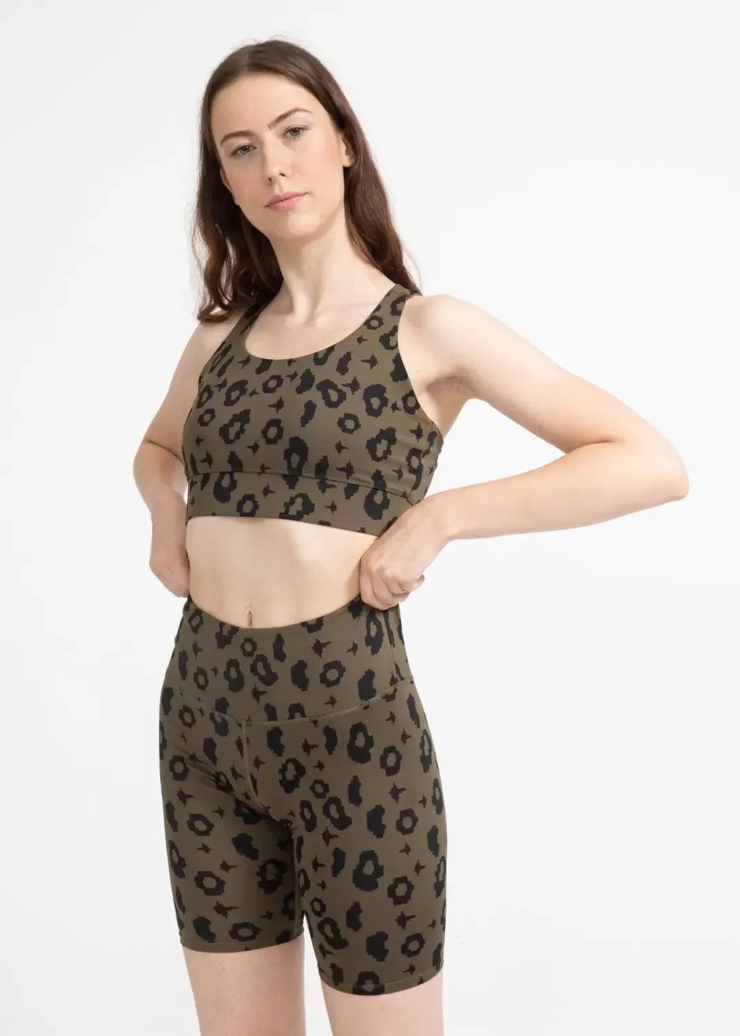 Ubud Sport-BH mit Green Leopard Print