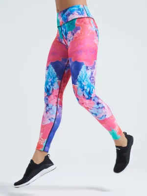 Ultra Mega Teahouse Legging