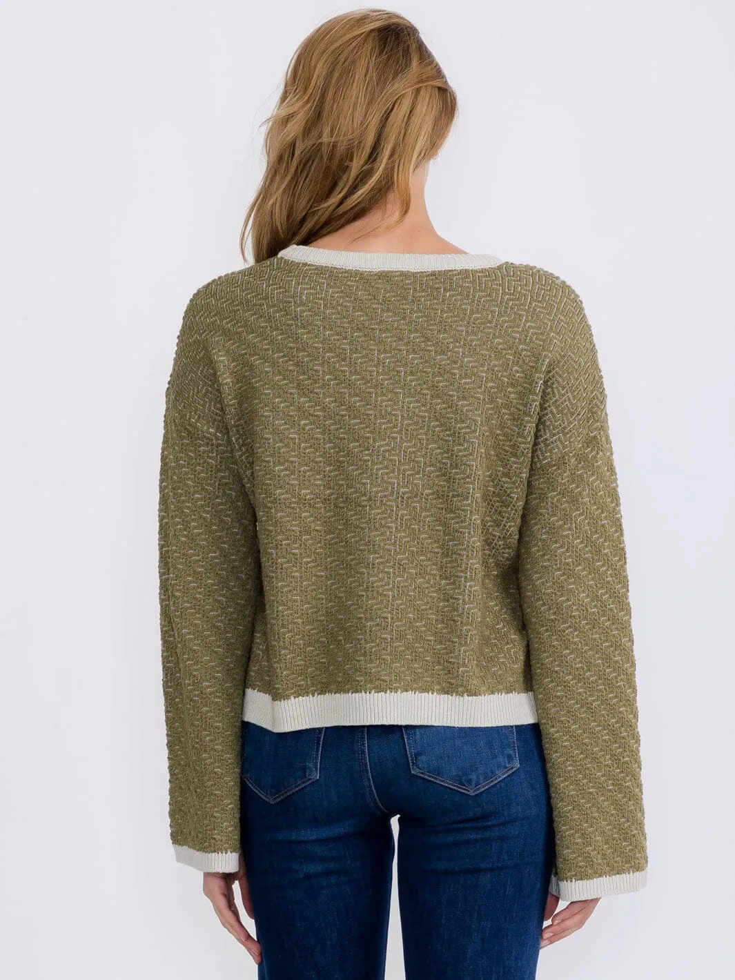 WOMEN'S LONG BELL SLEEVE COLORBLOCK PULLOVER SWEATER