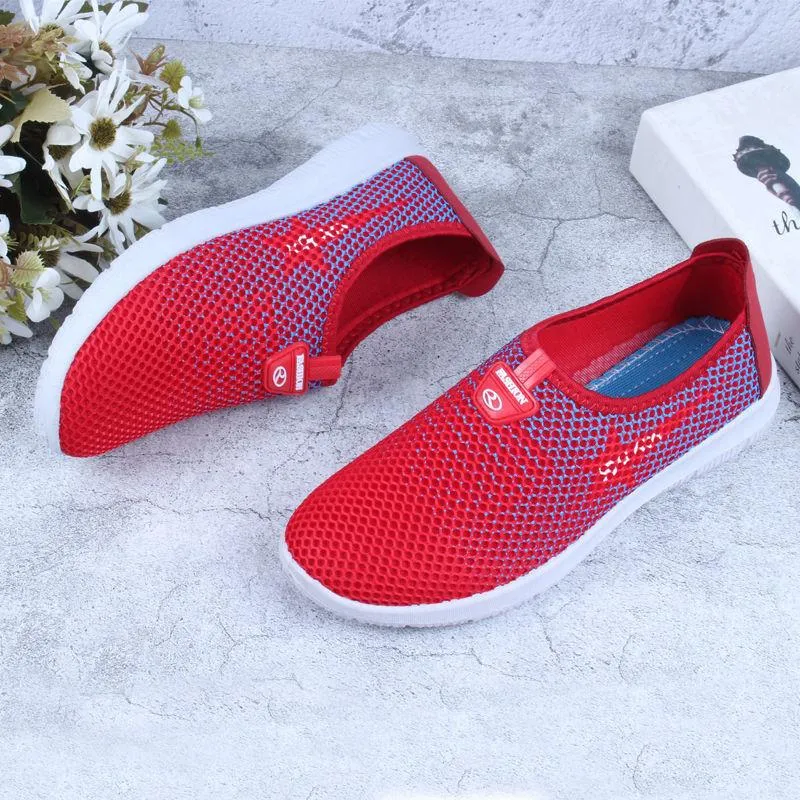 Women's Spring and Summer Breathable Hollow Mesh Shoes Middle-aged and Elderly Mothers Comfortable Non-slip One-step Shallow Shoes